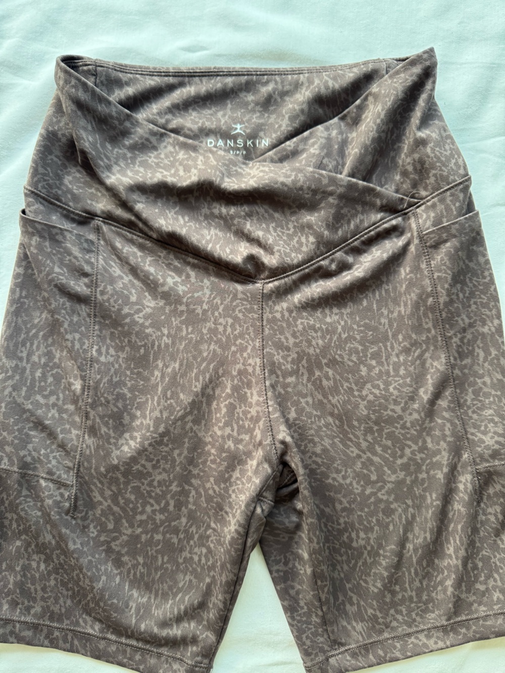 Danskin Women's Brown Printed Athletic Shorts